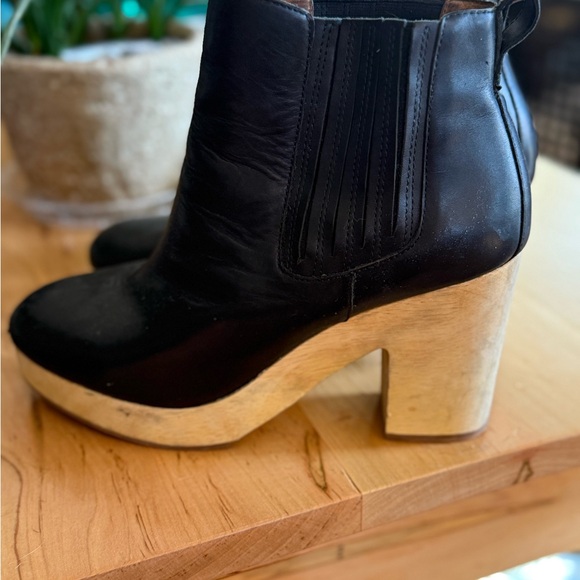 Madewell platform booties size 10 black leather boots - Picture 7 of 7